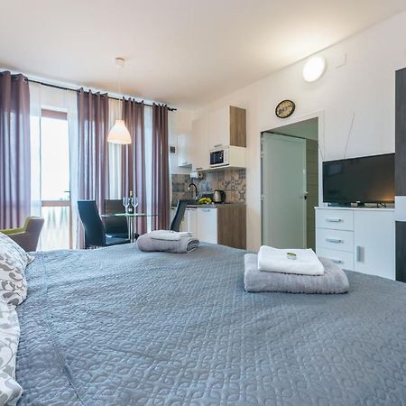 Apartman Chiara 里耶卡 外观 照片